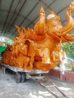เทียนพรรษาอุบลราชธานี